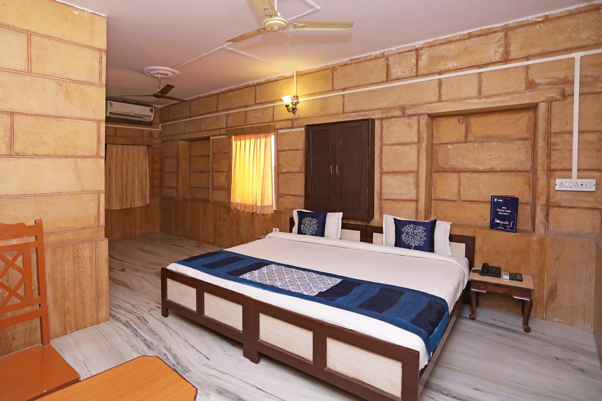 נוידה Oyo Townhouse 028 Corporate Suite מראה חיצוני תמונה